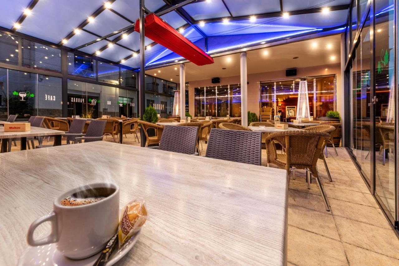 Hotel Parras أرنيديلو المظهر الخارجي الصورة